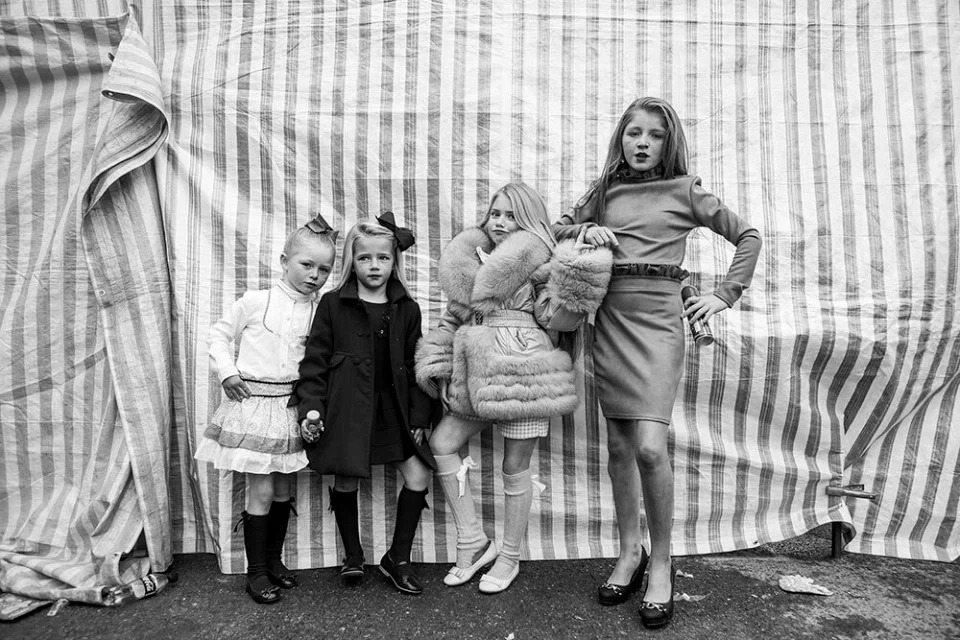 Детство на колесах: юные ирландские цыгане на потрясающих фотографиях Джейми Джонсона