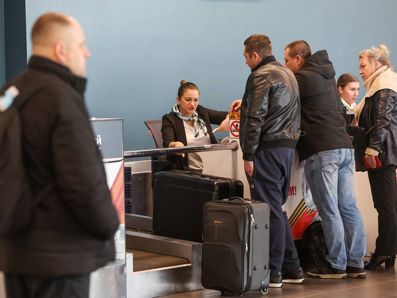 Два российских аэропорта снова ввели ограничения на полеты