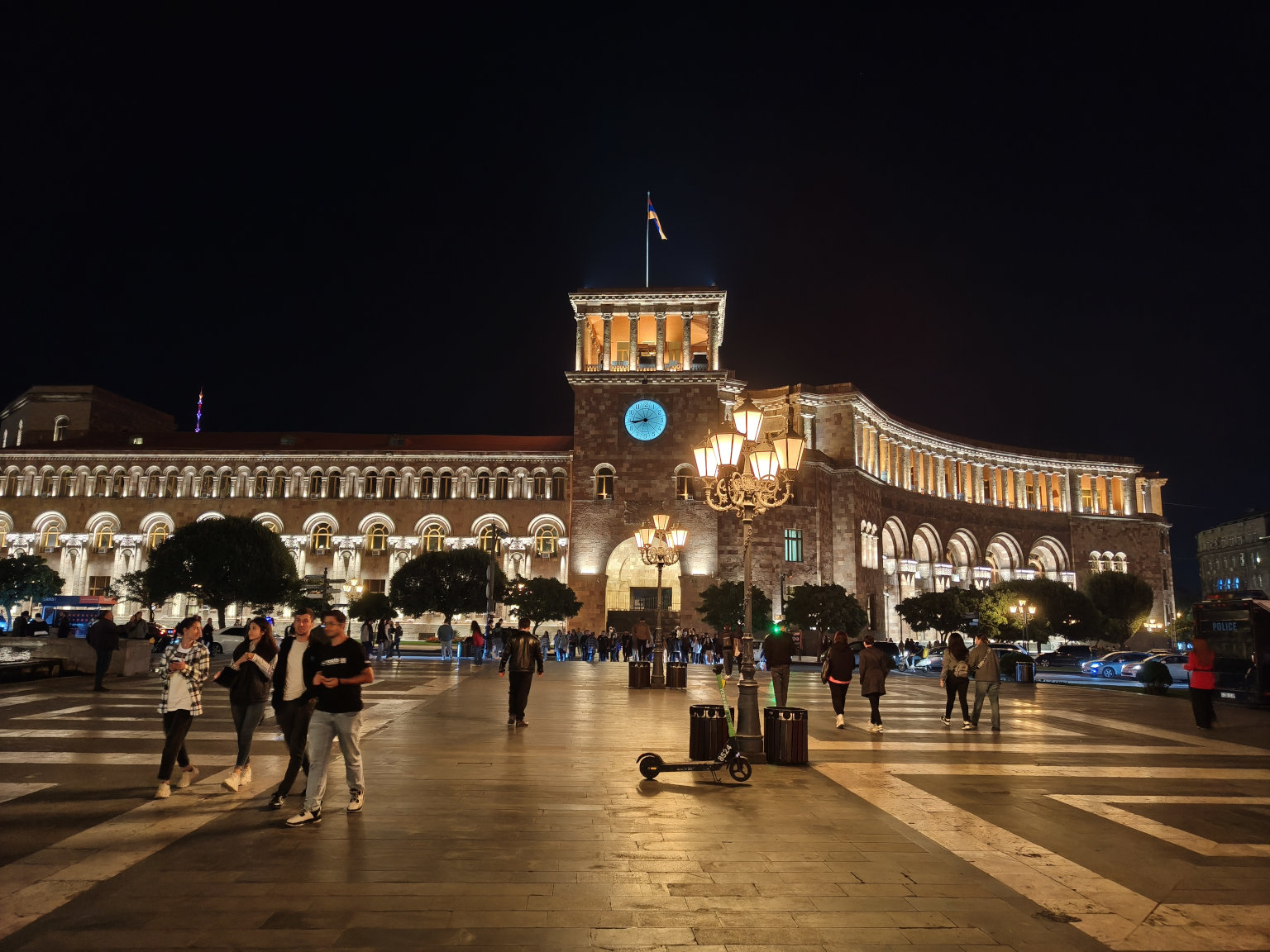 20 достопримечательностей в центре Еревана на карте