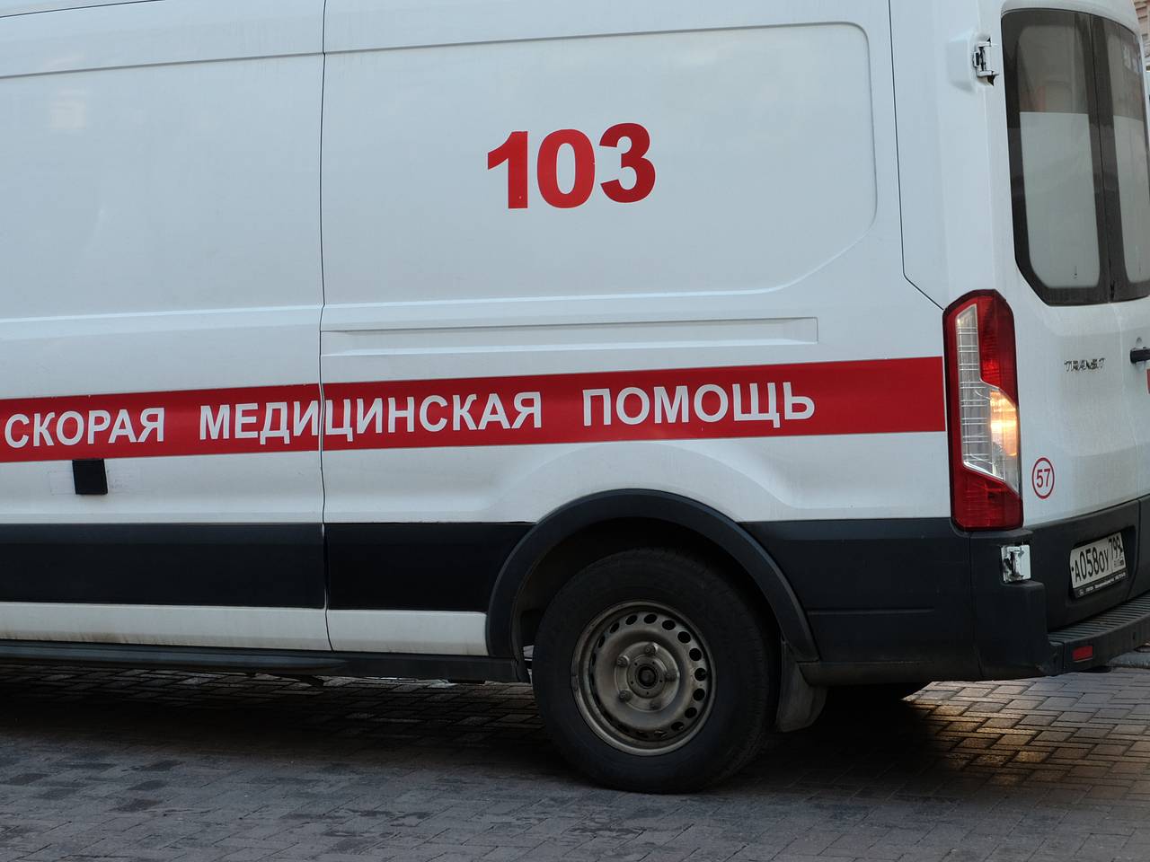Пассажир самолета попал в реанимацию после рейса в Россию