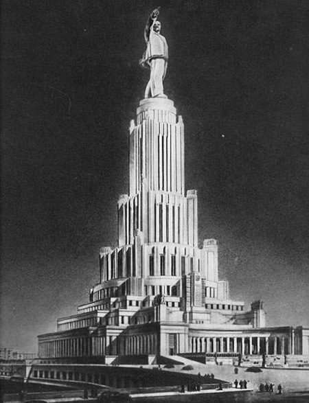 Четыре попытки переименовать Москву