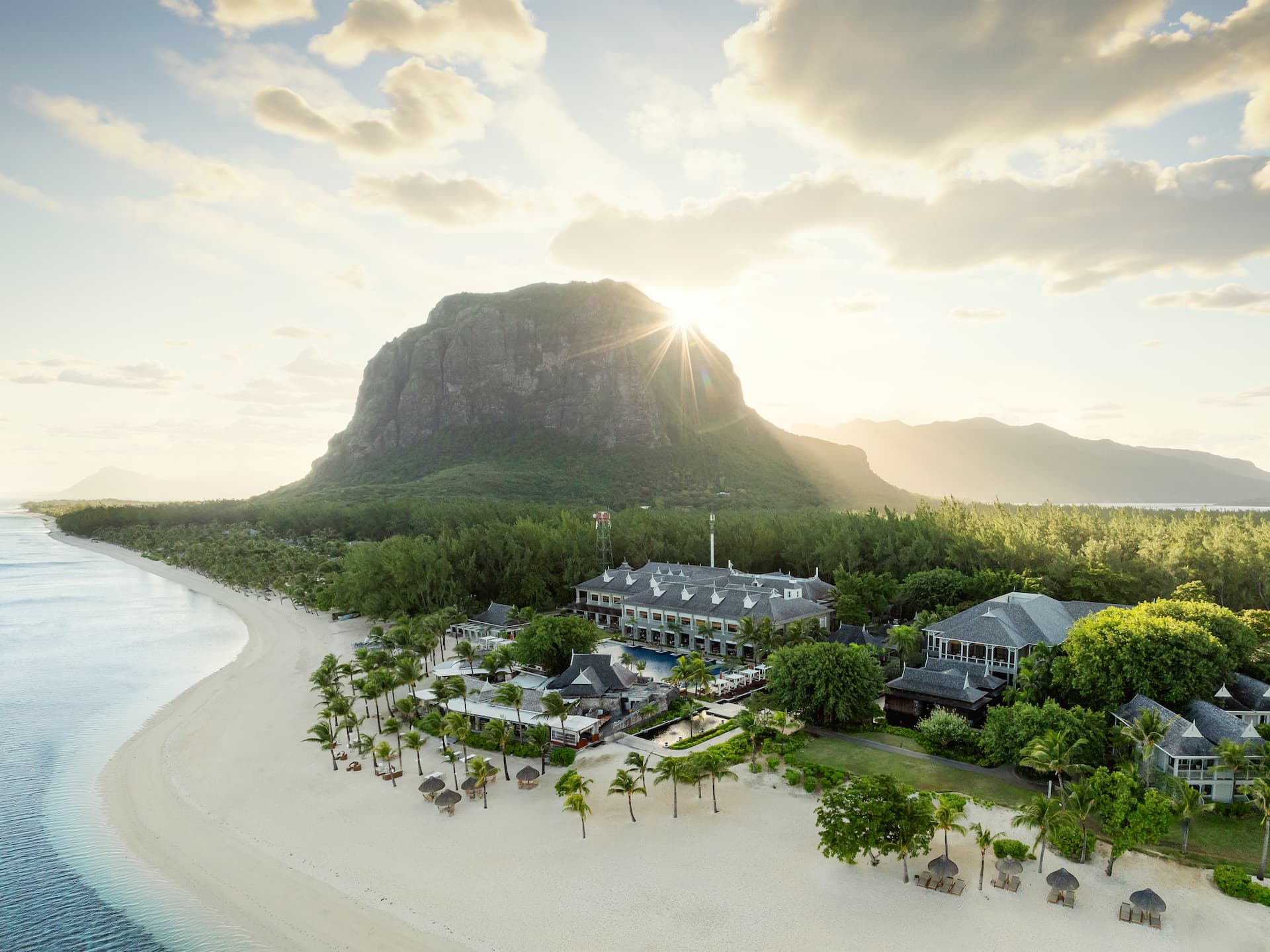 JW Marriott Mauritius Resort — теперь в семье St. Regis