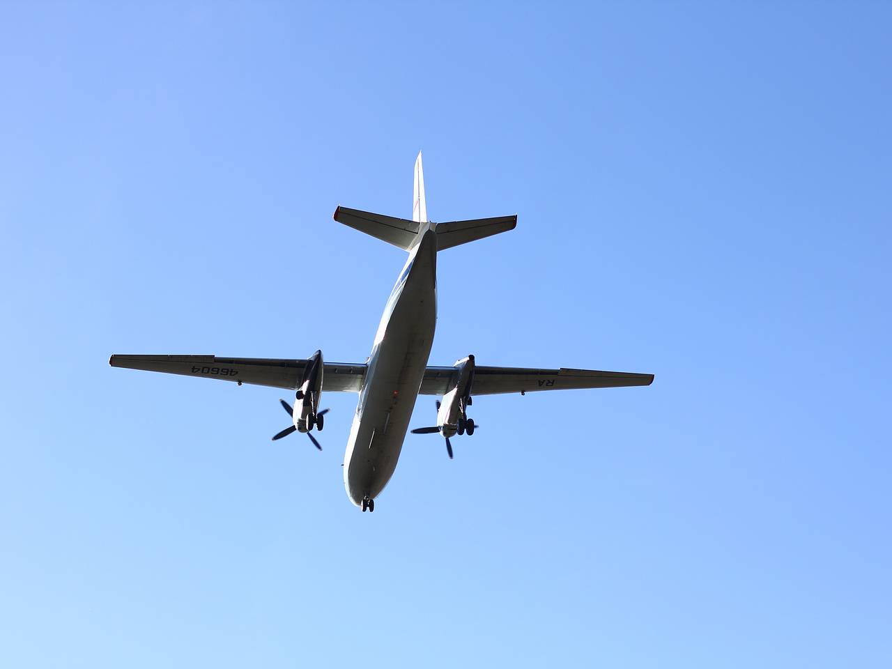 Раскрыт возраст пропавшего с радаров самолета Ан-24
