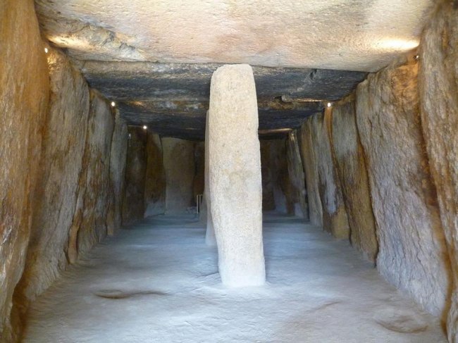Таинственные доисторические объекты (10 фото)
