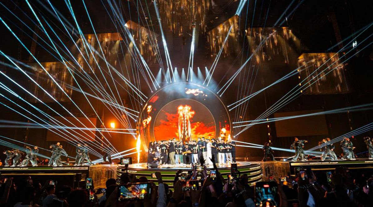 Роналду забьёт в киберворота: Эр-Рияд встречает Esports World Cup 2025