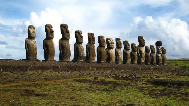 Таинственные доисторические объекты (10 фото)