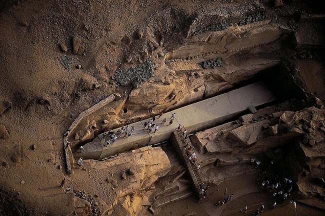 Таинственные доисторические объекты (10 фото)