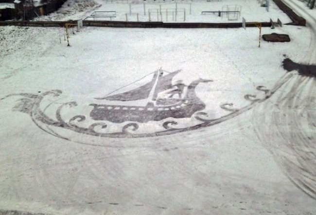 Рисунки дворника на снегу (5 фото)