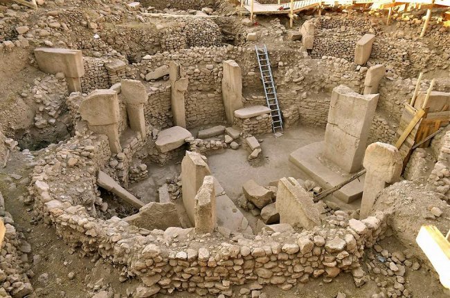 Таинственные доисторические объекты (10 фото)