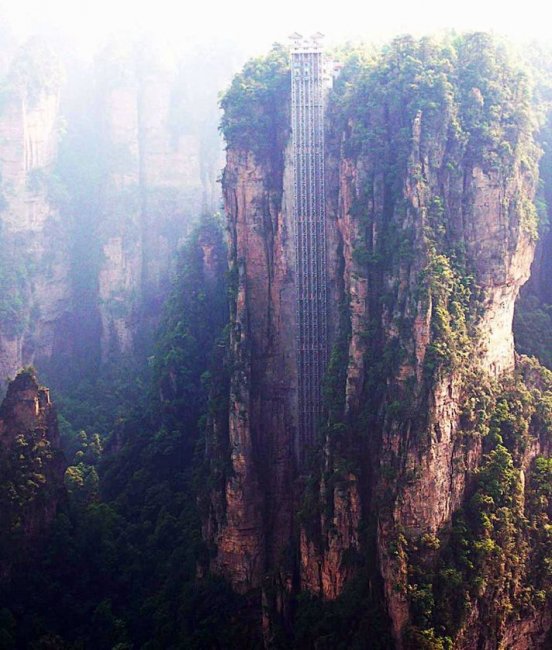 Самый высокий лифт в мире (5 фото)