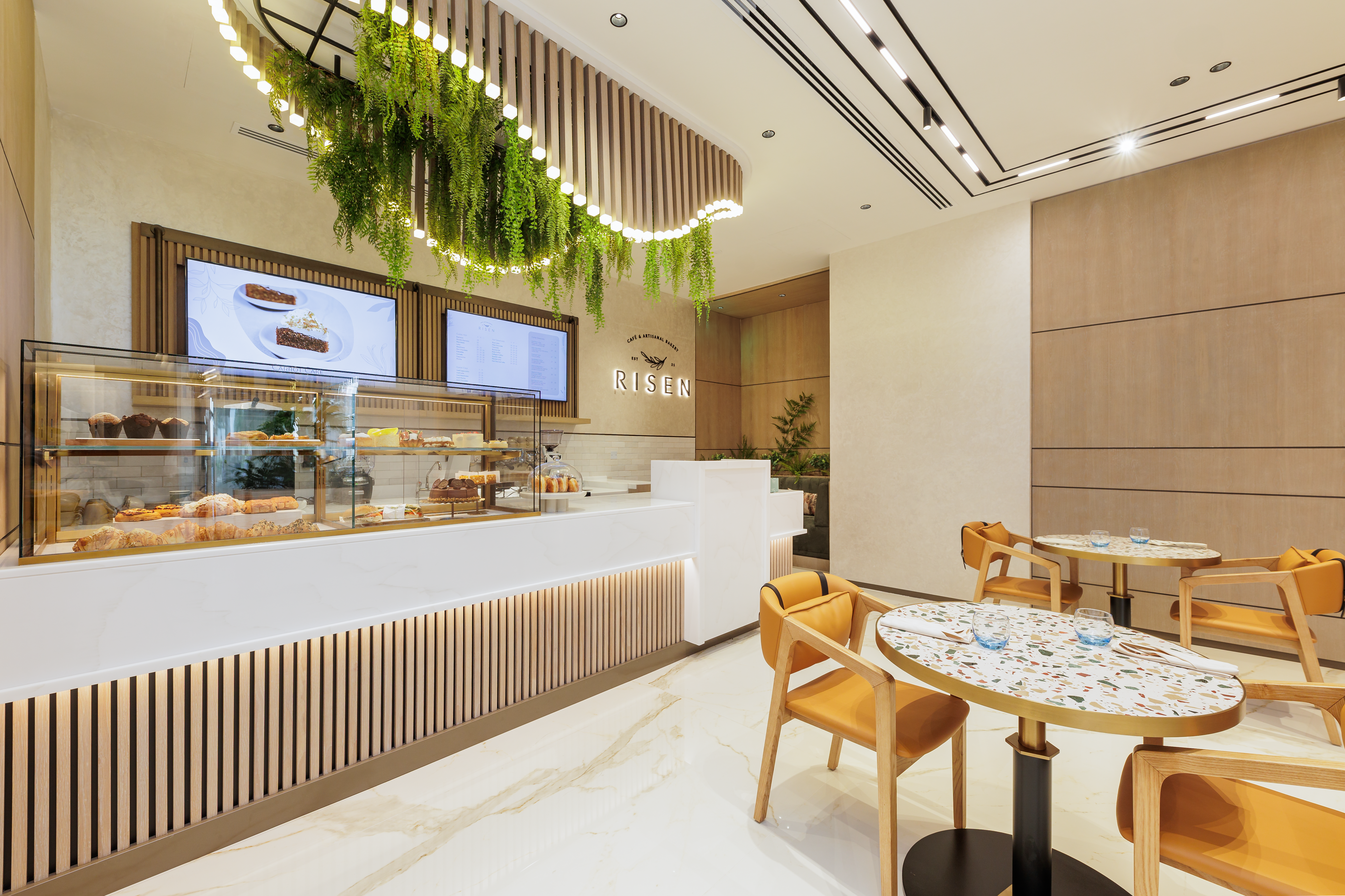 Hotel Avalon в Дубае: когда 3 равно 4