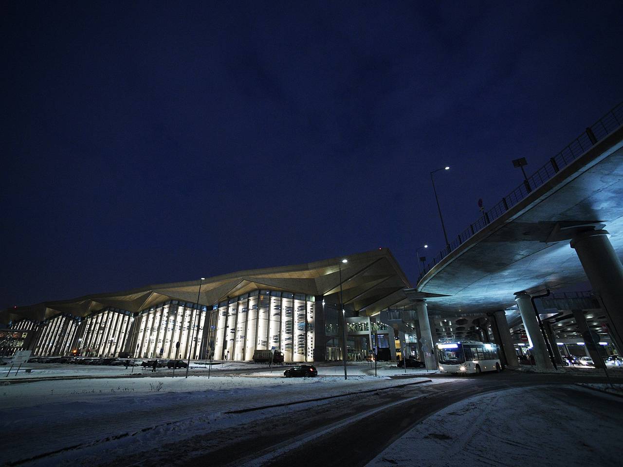 Проход в терминал аэропорта Пулково временно ограничили