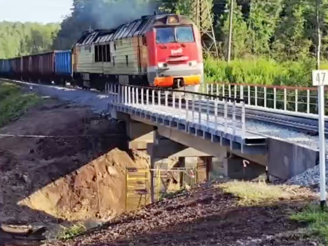 Подорванный в России путепровод восстановили в рекордные сроки