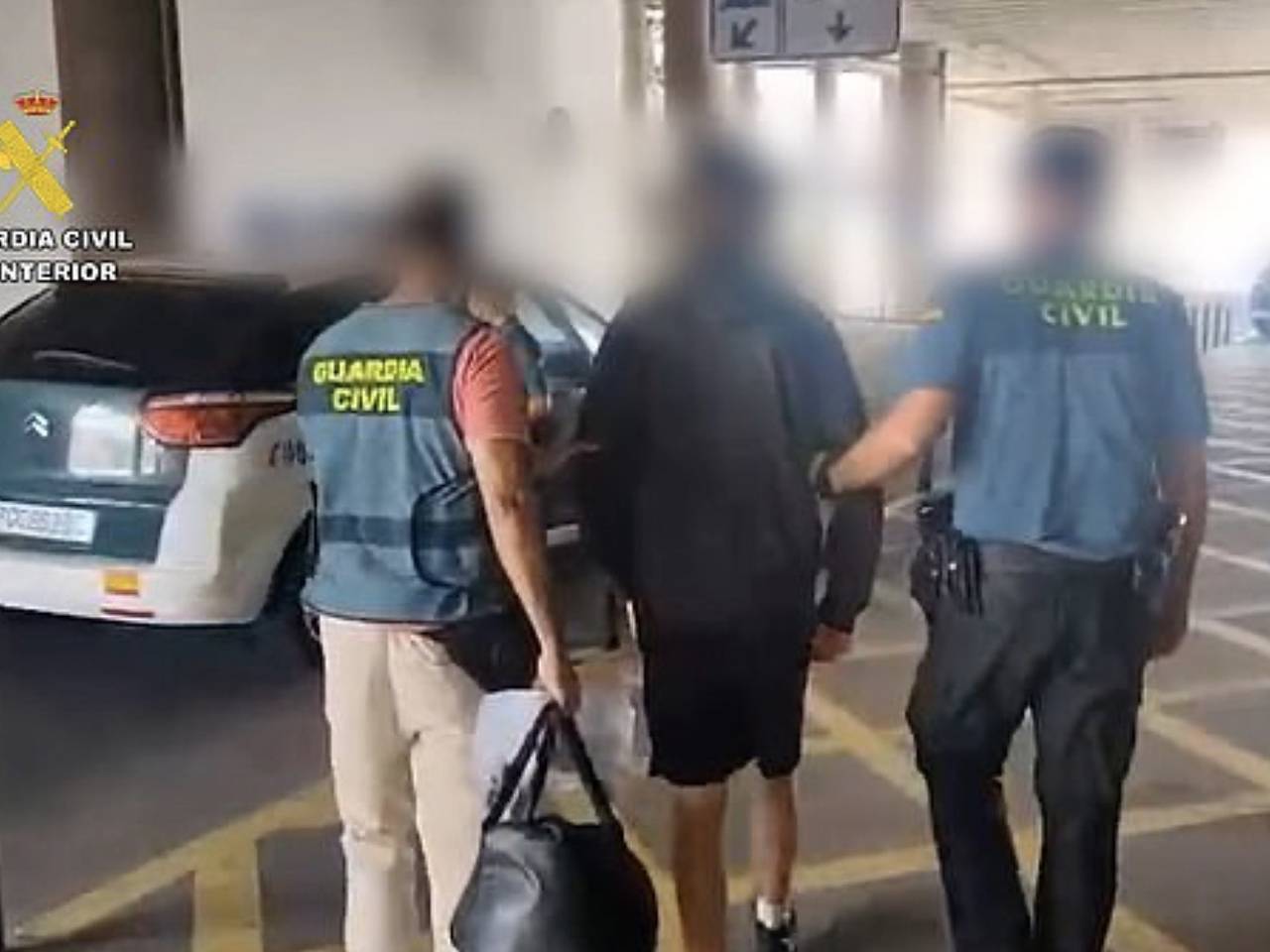 Пенсионера задержали на пароме в Европе с наркотиками на десятки миллионов рублей