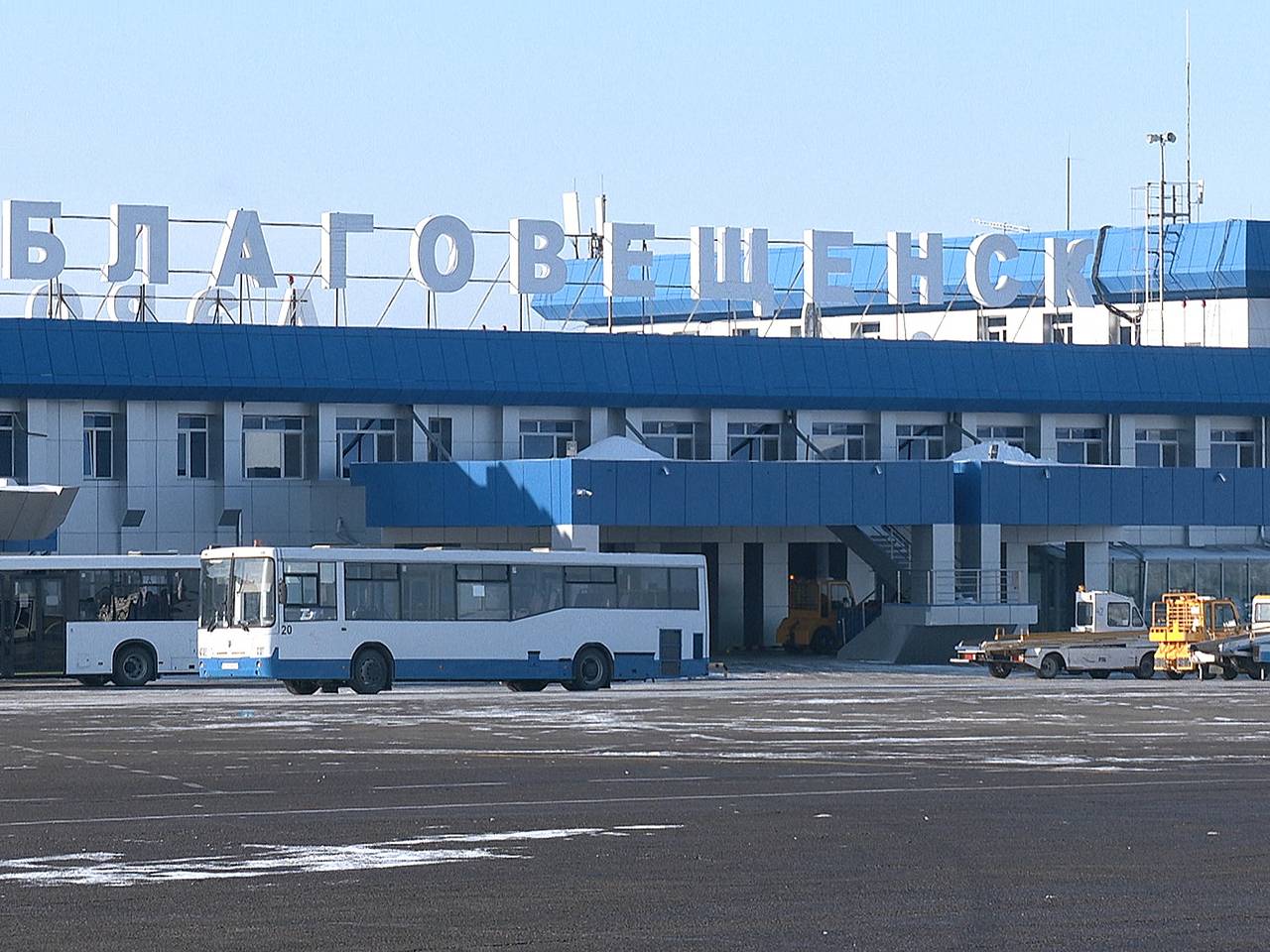 В российском аэропорту задержали иностранца со слитками золота на миллионы рублей