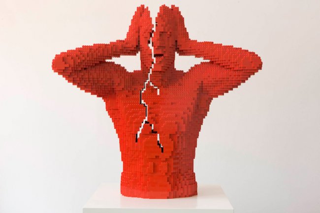 Скульптуры из конструктора Lego (16 фото)