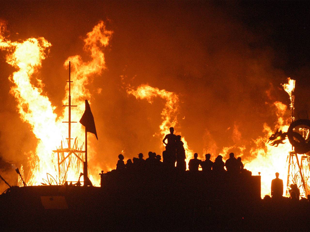 Бездыханного человека в луже крови обнаружили на фестивале Burning Man в США