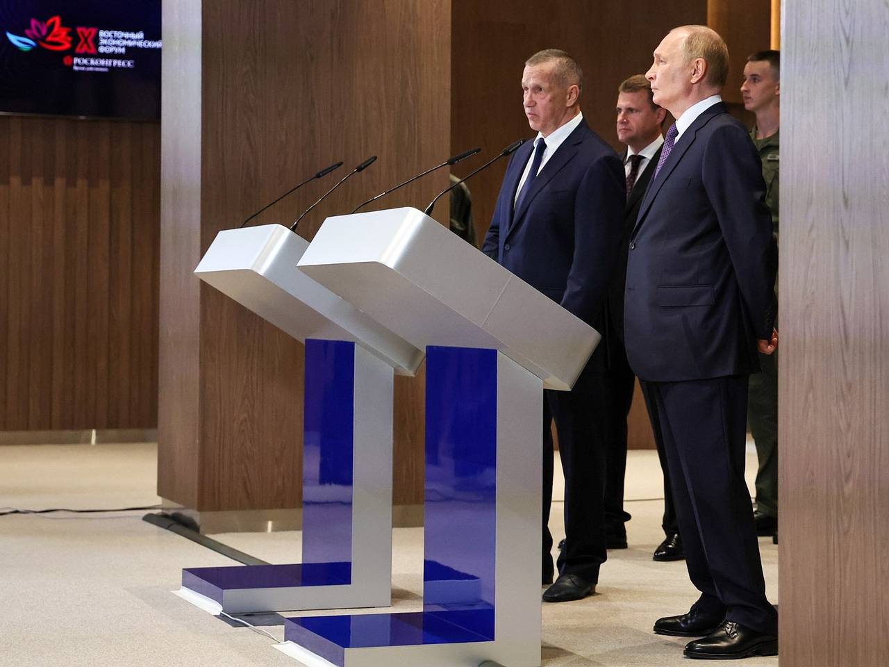 Путин по видеосвязи открыл новый международный терминал аэропорта Хабаровска