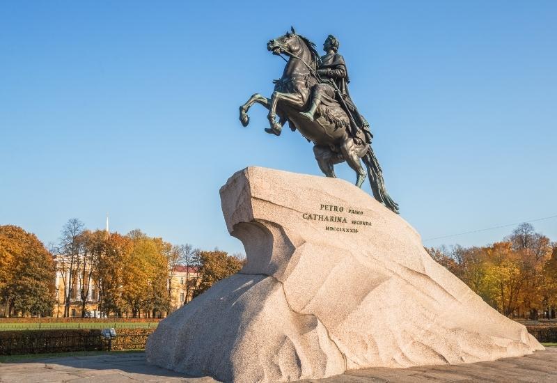 Достопримечательности Санкт-Петербурга: лучший гид 2025