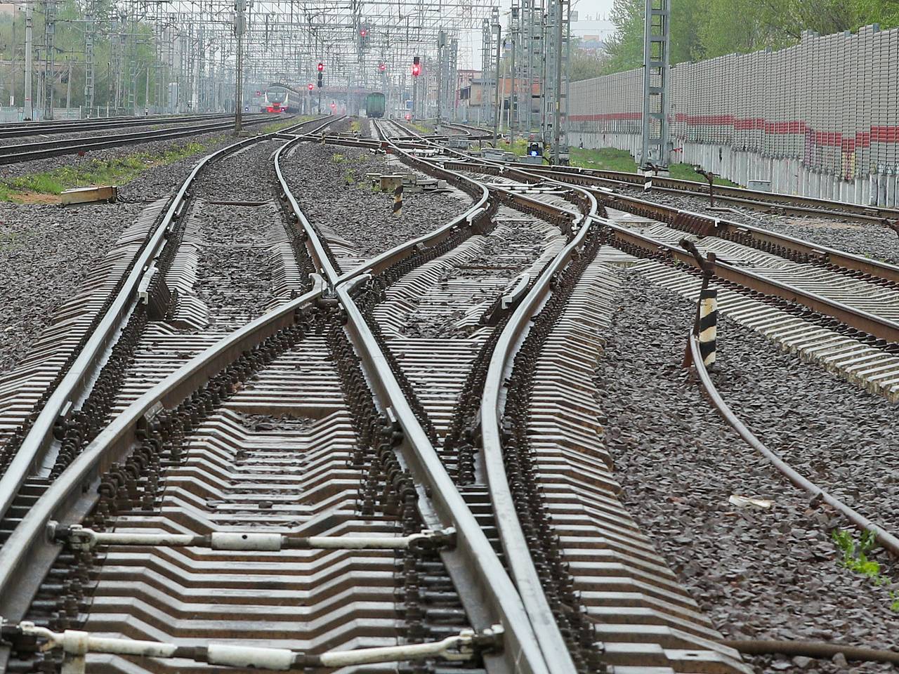Пьяного туриста сбил поезд на российском курорте