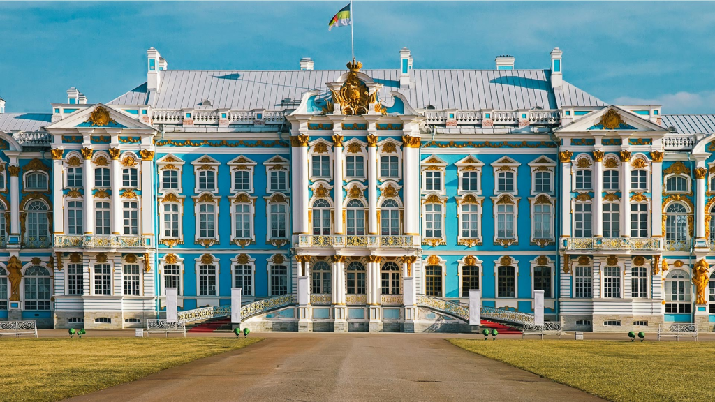 Путешествие выходного дня: куда сходить в выходные в Питере
