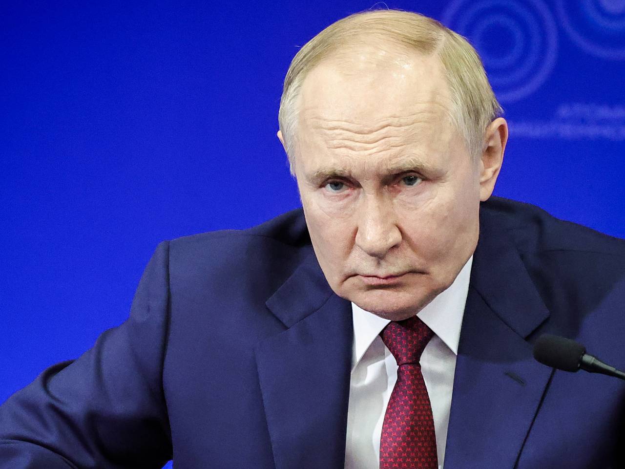 Путин назвал неожиданным решение Китая о безвизе для россиян