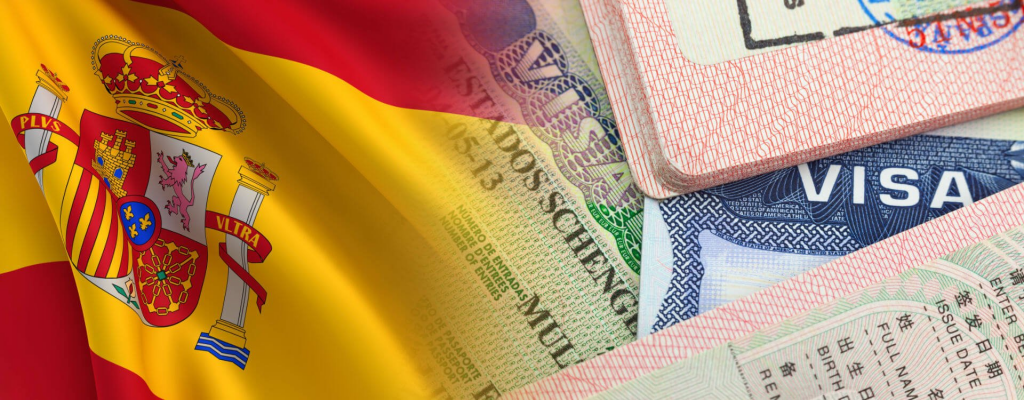 Испания временно приостановила выдачу виз гражданам России