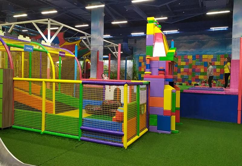 ТОП-25 парков аттракционов в Москве: с каруселями, веревочные, для малышей