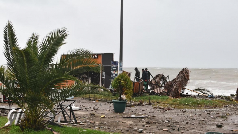 На Кубу и Доминикану движется мегаураган На Кубу и Доминикану движется мегаураган