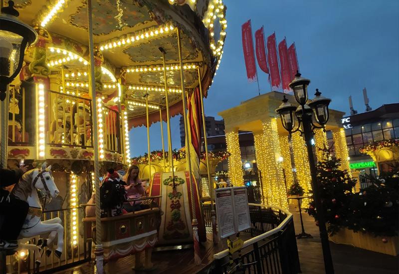 ТОП-25 парков аттракционов в Москве: с каруселями, веревочные, для малышей