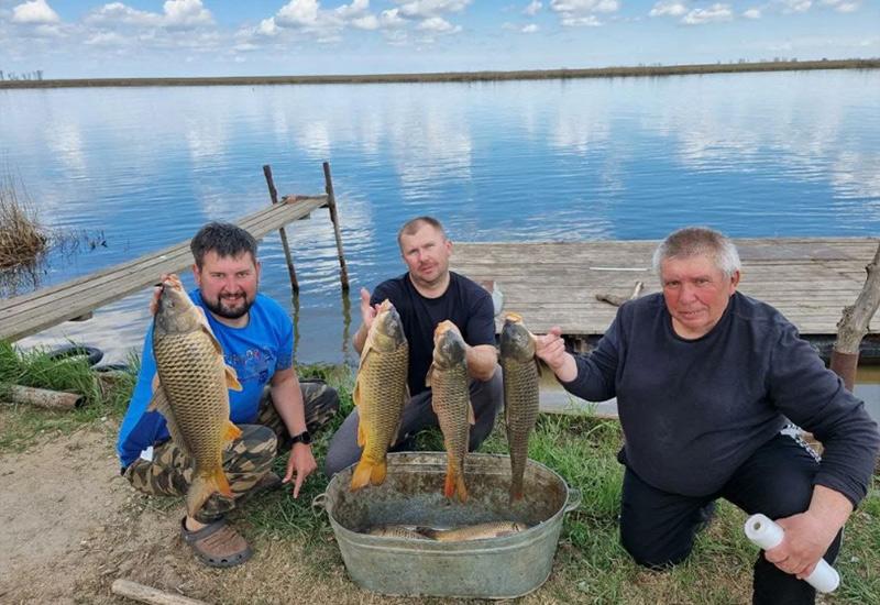 ТОП-19 мест для рыбалки в Астрахани: дикие и платные, по отзывам рыбаков