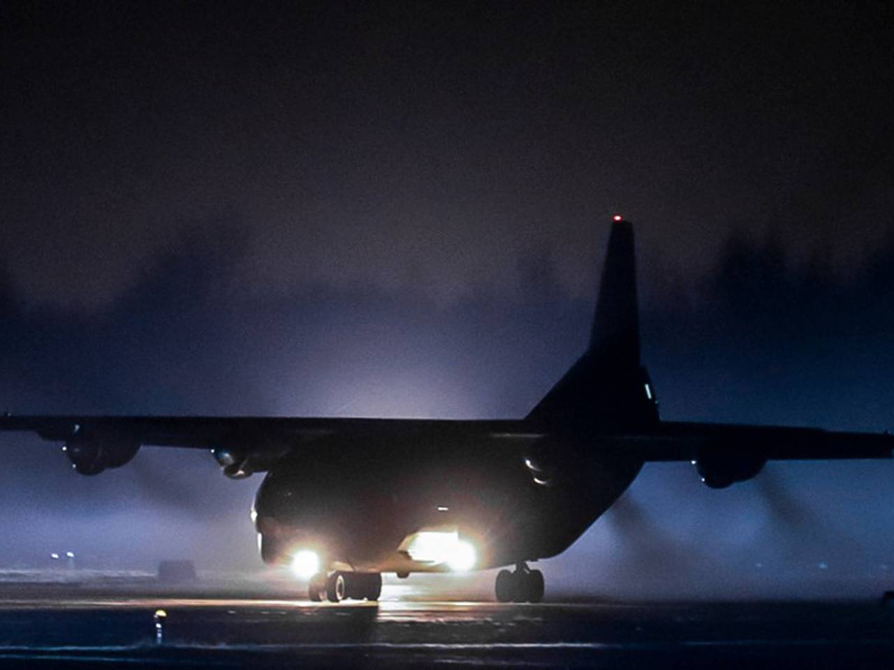 В четырех российских аэропортах ввели ограничения на полеты в целях безопасности