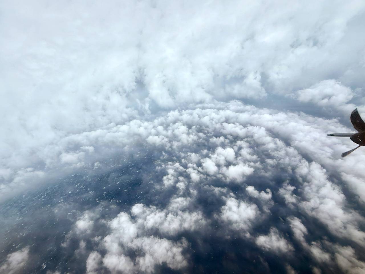 Ураган порушил отель с отдыхающими россиянами на Кубе