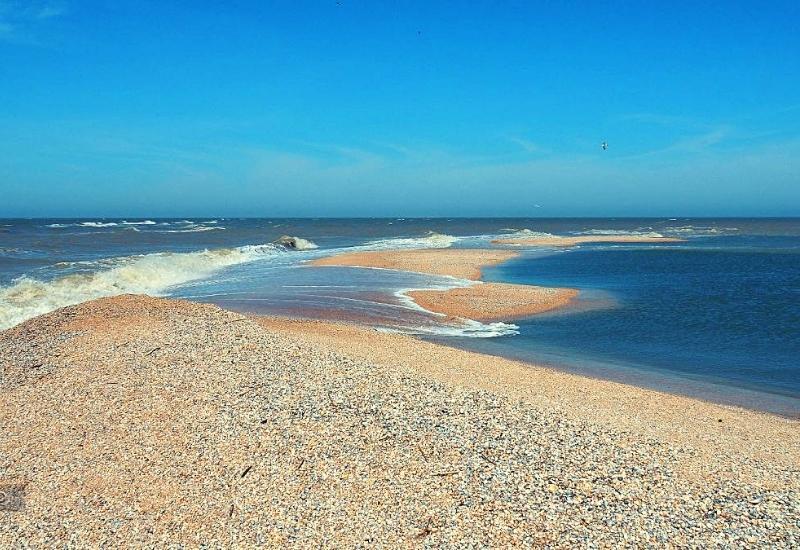 ТОП-21 место для отдыха на Азовском море: пляжи, курорты, серфинг