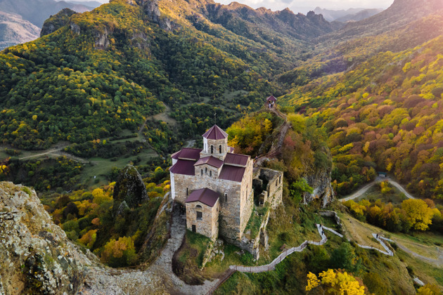 Экскурсия на Чегемские водопады, озеро Гижгит, перевал Актопрак Экскурсия на Чегемские водопады, озеро Гижгит, перевал Актопрак