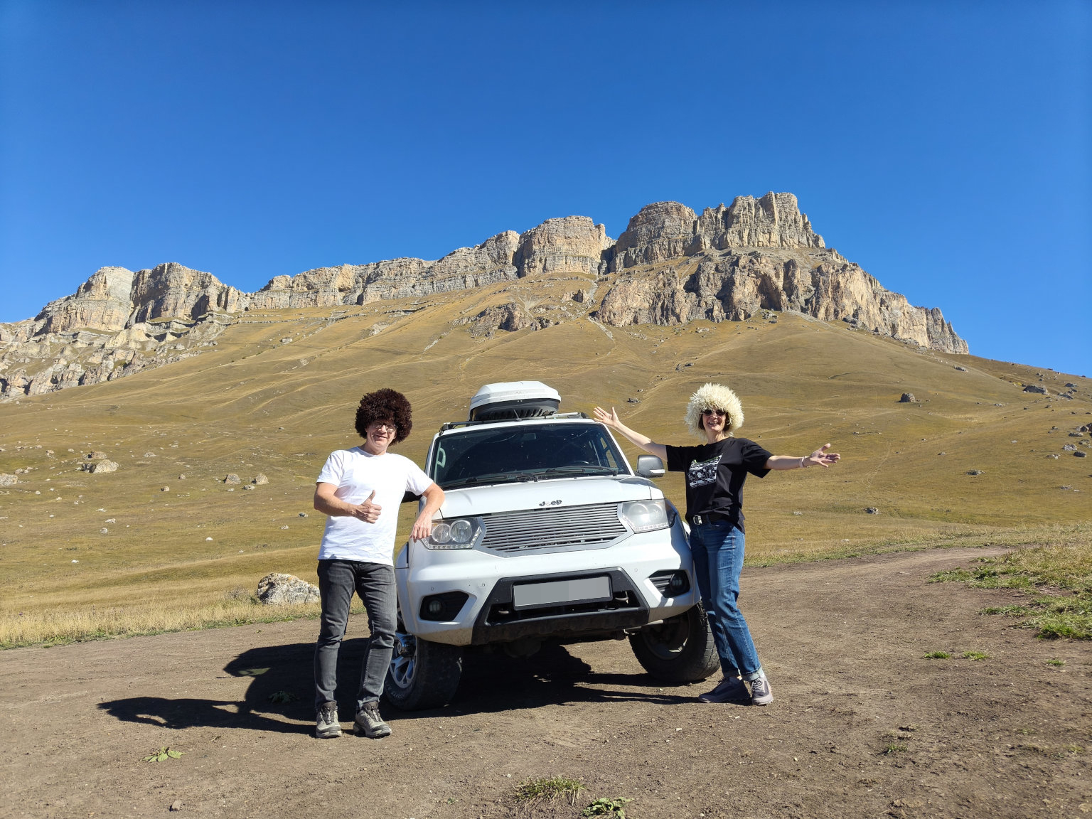 Экскурсия на Чегемские водопады, озеро Гижгит, перевал Актопрак Экскурсия на Чегемские водопады, озеро Гижгит, перевал Актопрак