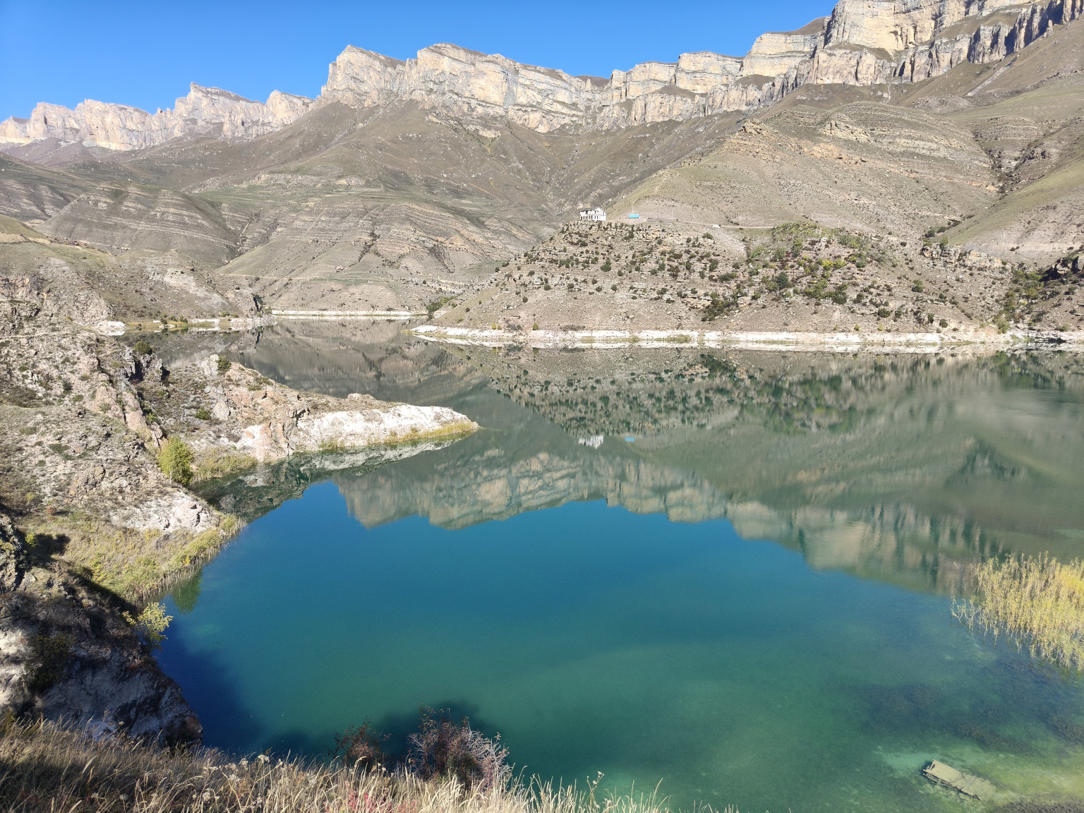 Экскурсия на Чегемские водопады, озеро Гижгит, перевал Актопрак Экскурсия на Чегемские водопады, озеро Гижгит, перевал Актопрак