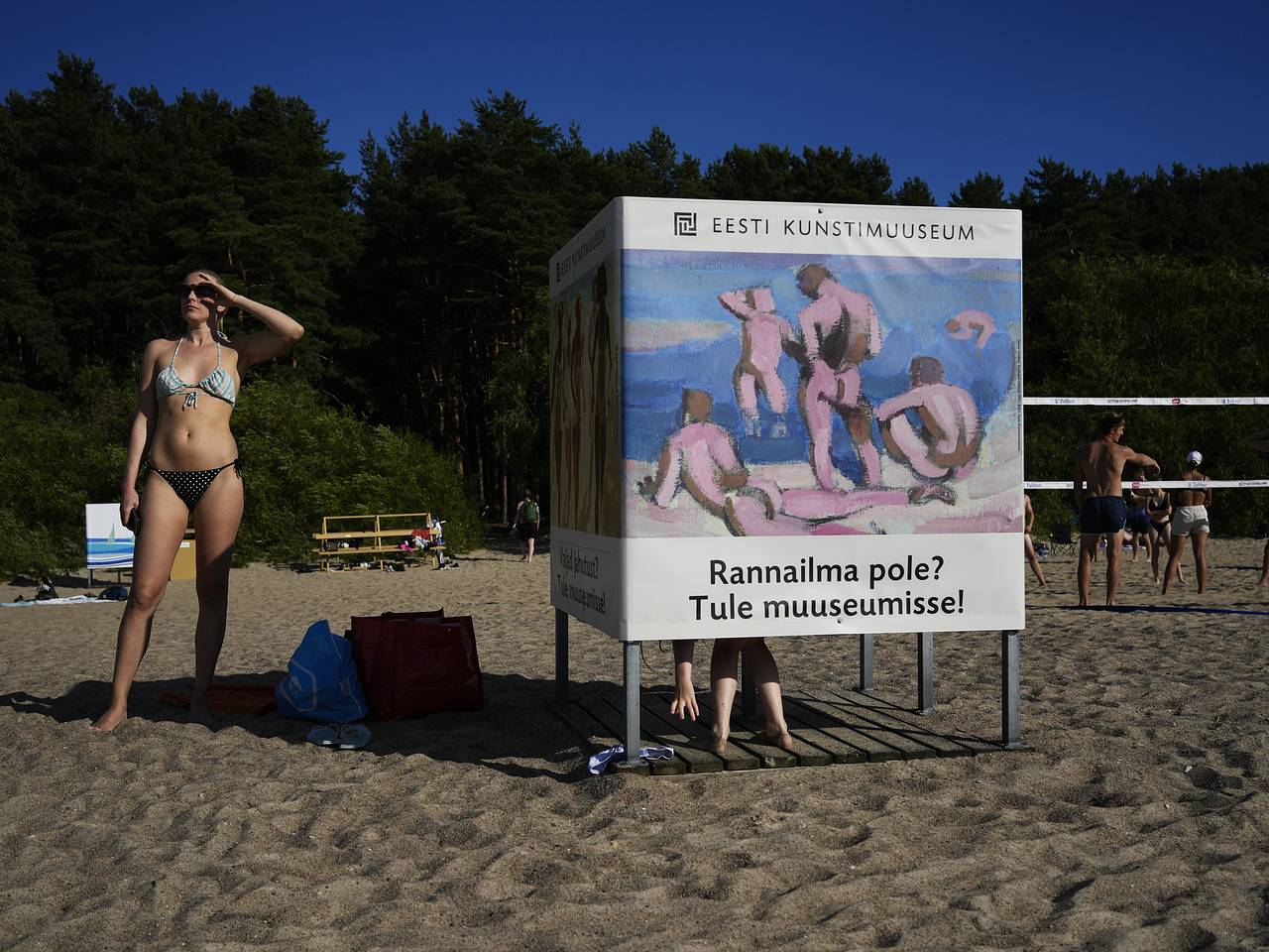 Россиянин описал пляж Прибалтики фразой «с женами ехать запрещено»