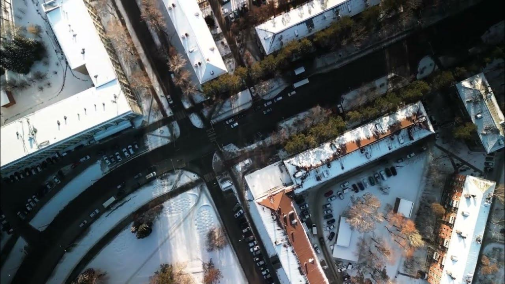 Академгородок и озеро Обь: музеи науки и сибирская природа Академгородок и озеро Обь: музеи науки и сибирская природа