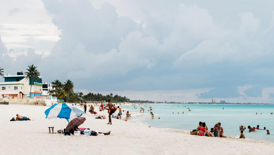 На Кубе 15 туристов отказались заселяться в отель в Варадеро вместо Ольгина