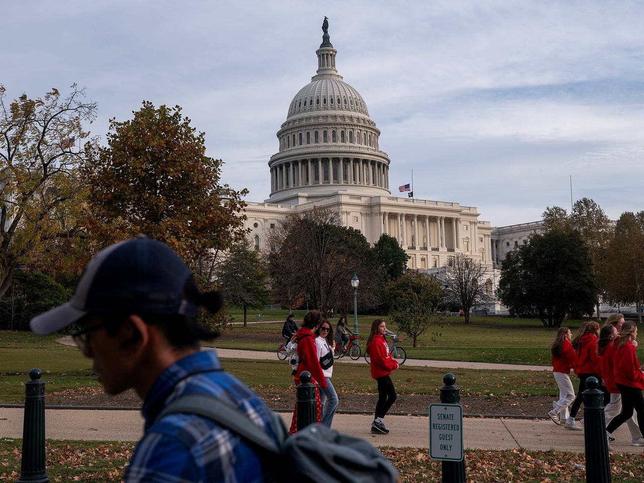 В США ограничат выдачу виз туристам с ожирением