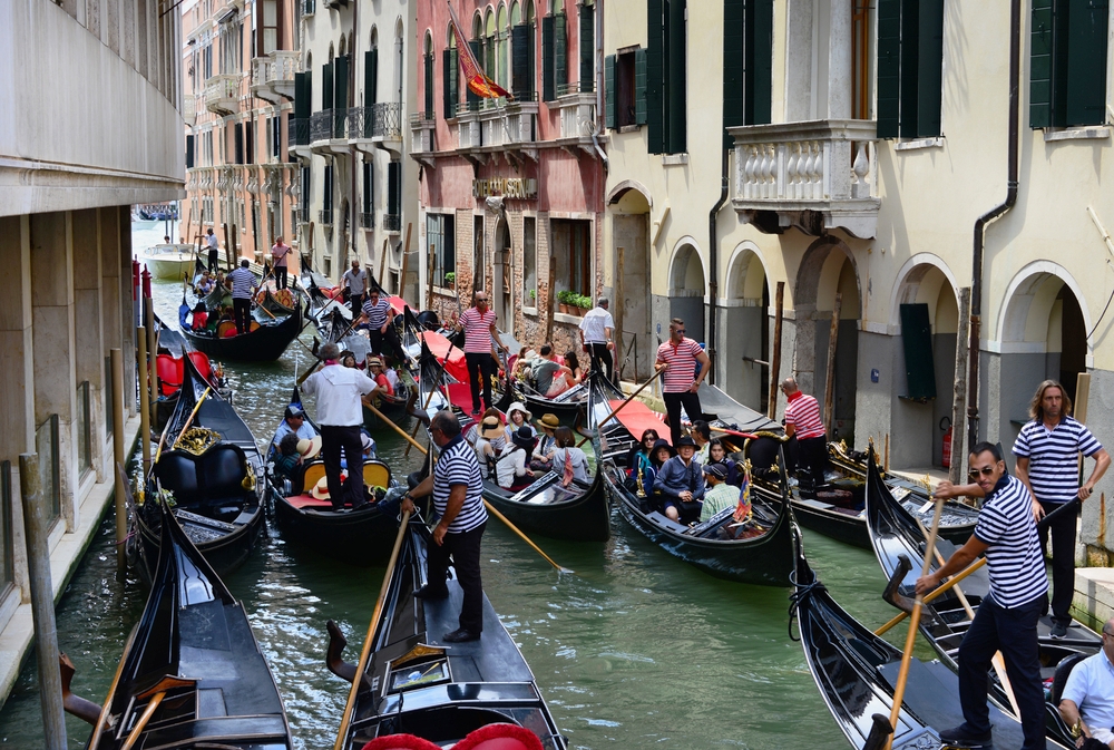 Утомленные чужим отдыхом: что такое сверхтуризм и почему он стал проблемой Утомленные чужим отдыхом: что такое сверхтуризм и почему он стал проблемой