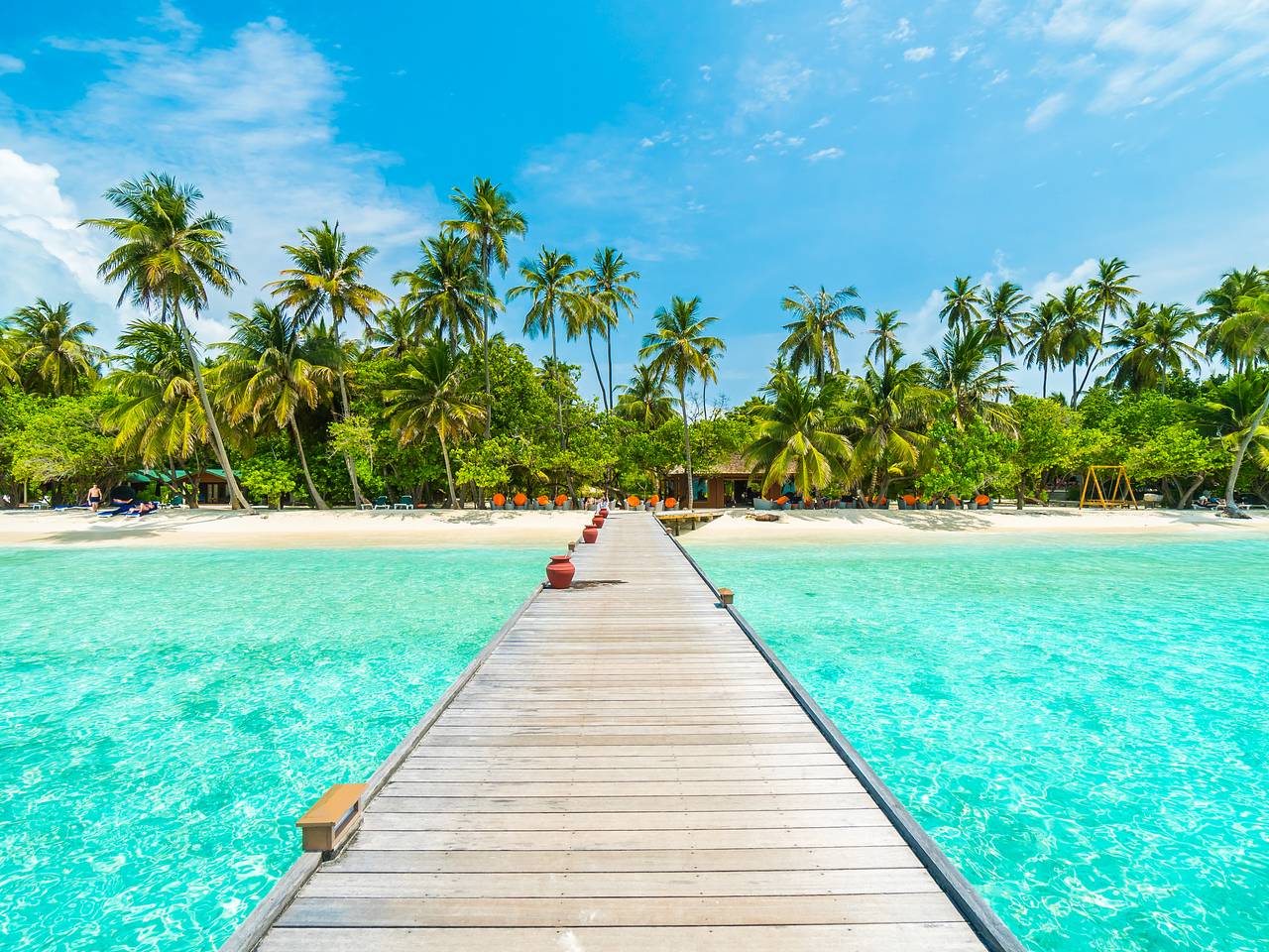 Российские туристы подхватили смертельно опасную лихорадку на курорте богачей