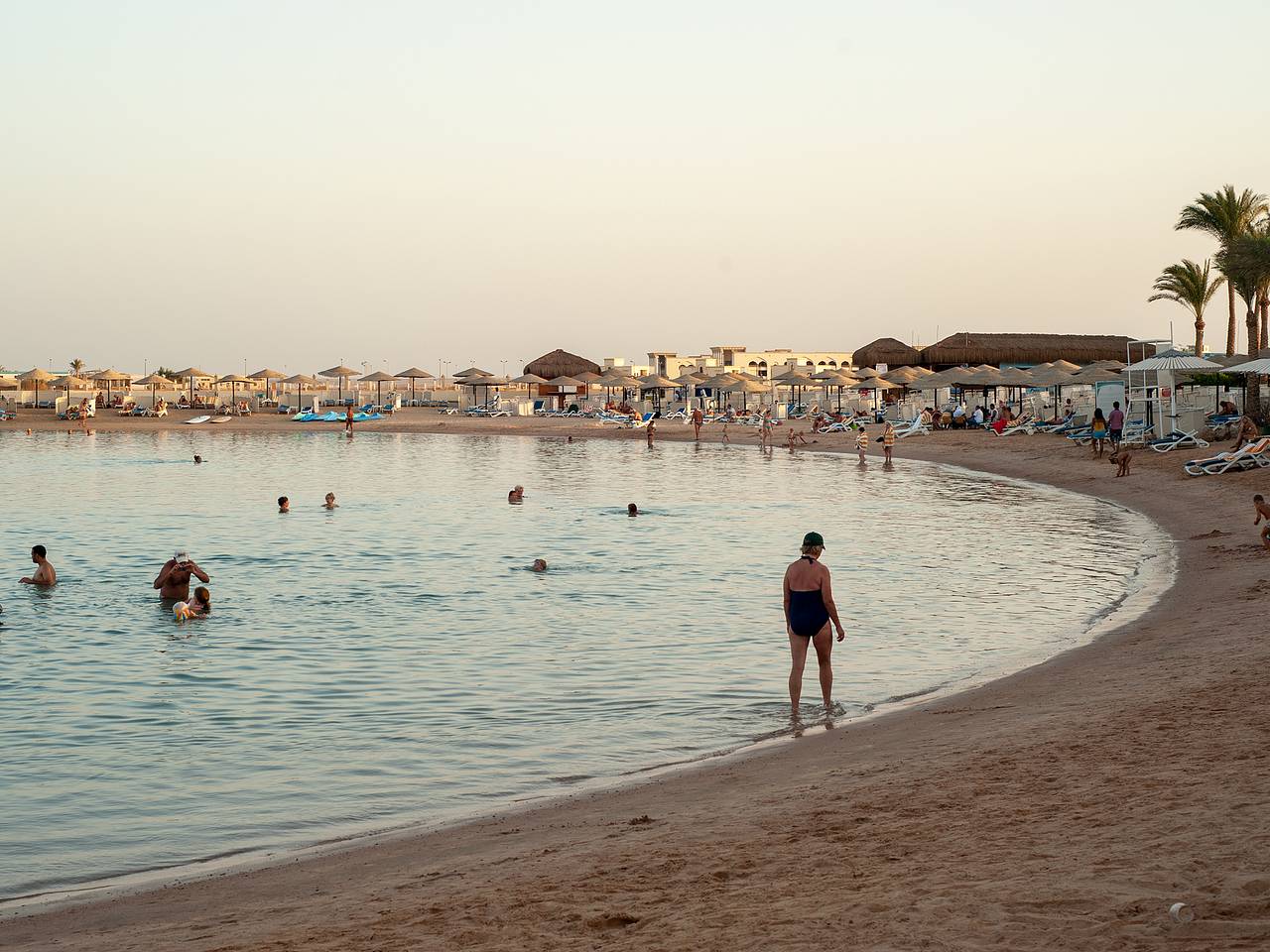 Россиянам раскрыли стоимость отдыха на море на Новый год