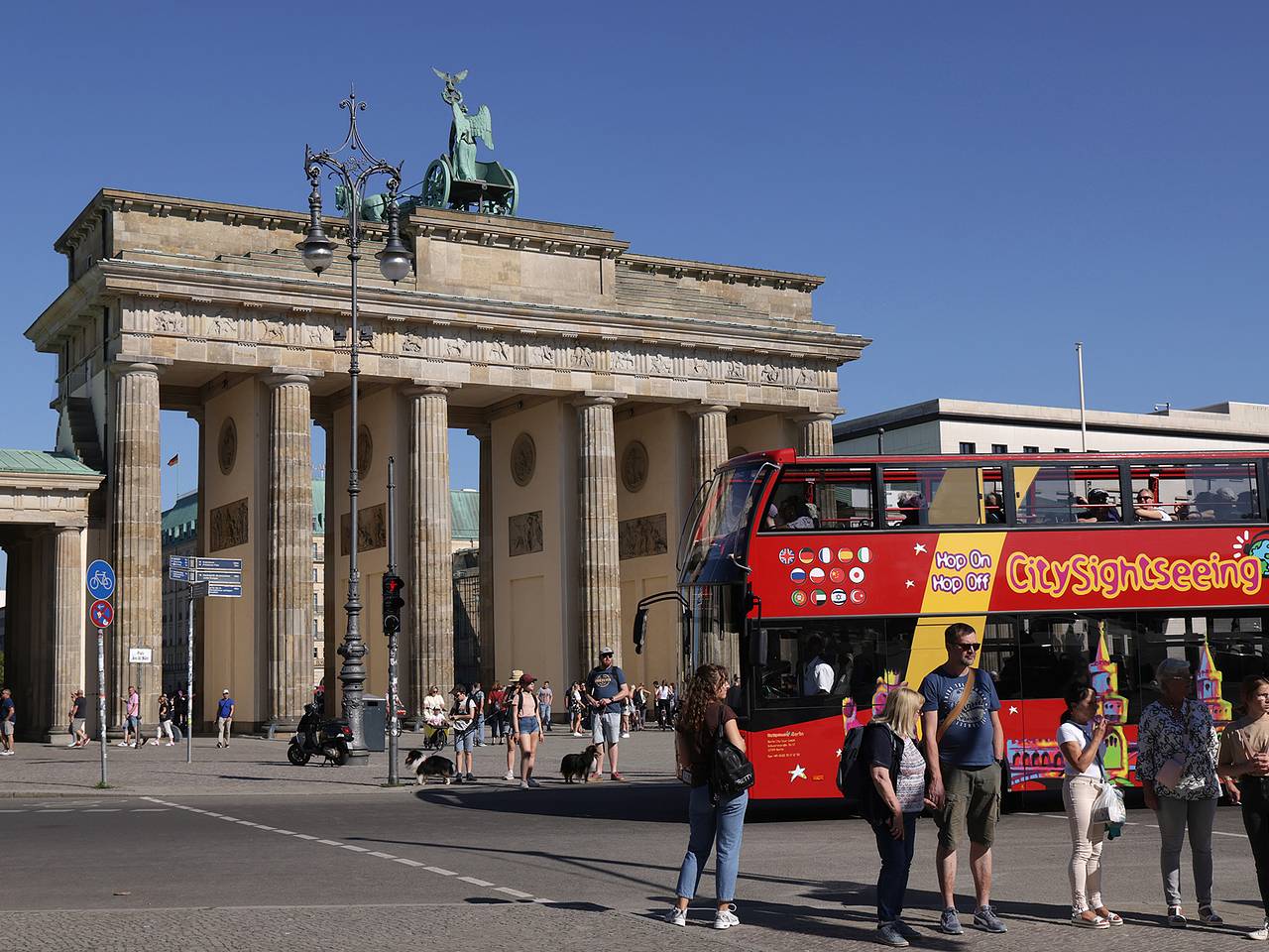 В Госдуме предрекли Европе потери из-за визовых ограничений для россиян