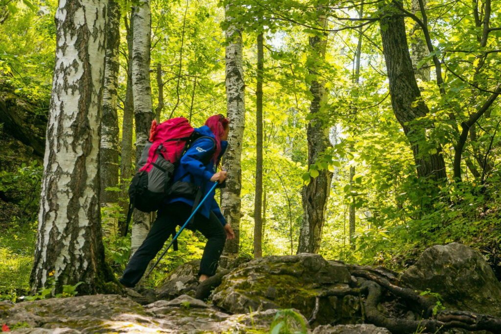 Как многодетная мать Оксана Лыткина шла по Большой Уральской тропе