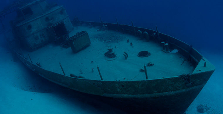 6 живописных кладбищ затонувших кораблей