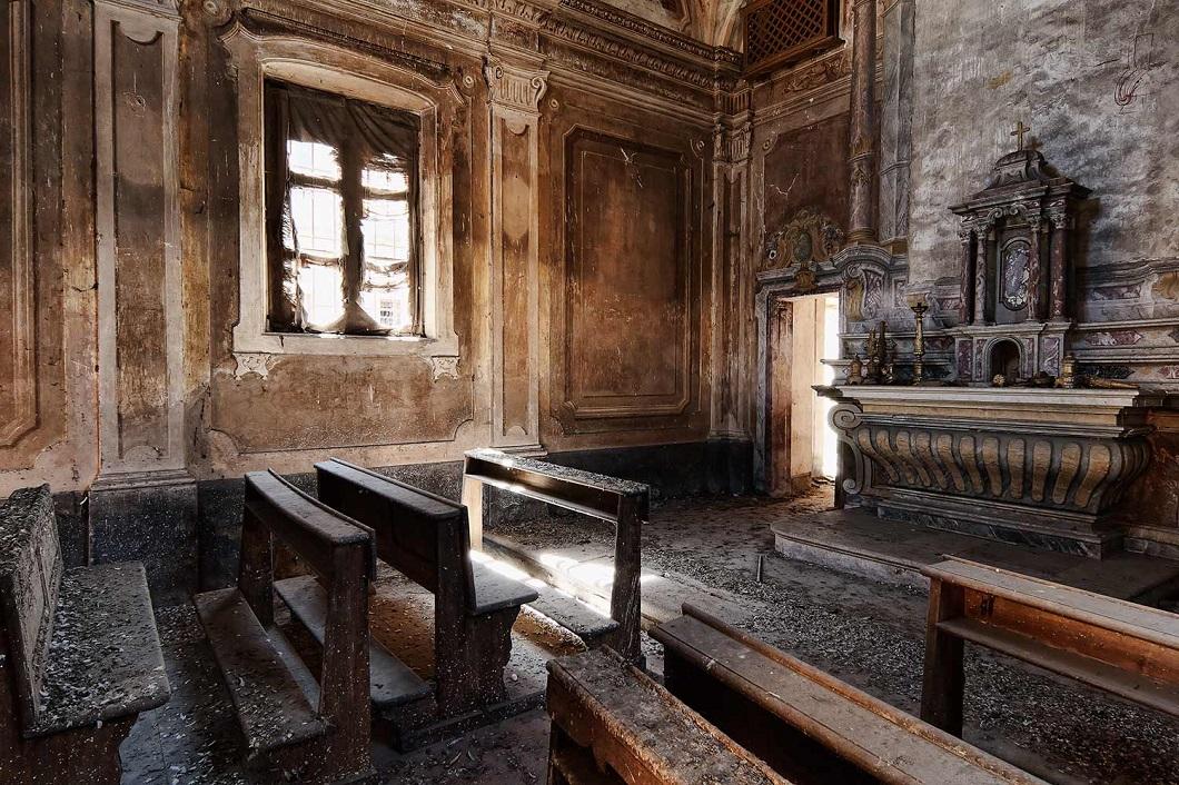 Заброшенные места в фотографиях Винсента Янсена Заброшенные места в фотографиях Винсента Янсена