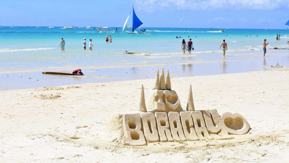 Самолет «ИрАэро» на Филиппинах ждал туристов 17 часов