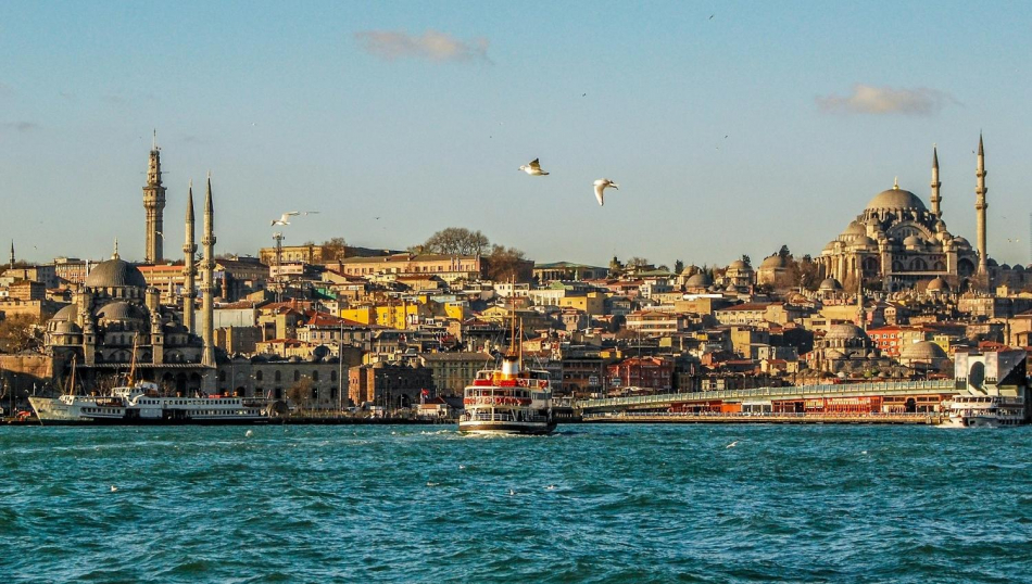 В отеле Стамбула, где погибли туристы, регулярно отдыхают россияне В отеле Стамбула, где погибли туристы, регулярно отдыхают россияне